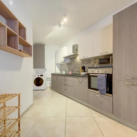 Appartement New By Sf Homes - Close To The